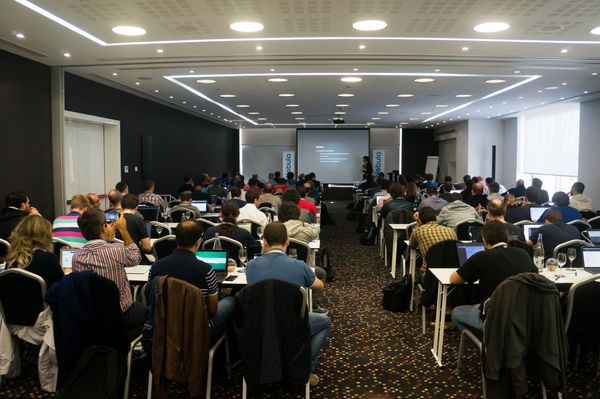 Barcelona CLOUDADMINS Month I: OpenNebula Conf (21-22/10)